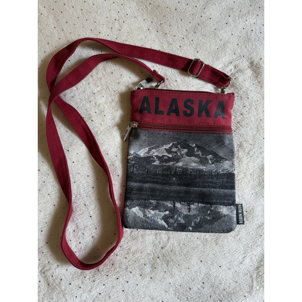 ALASKA Robin Ruth Crossbody Purse Mountains Graphic Scene Perfect For Cruises!